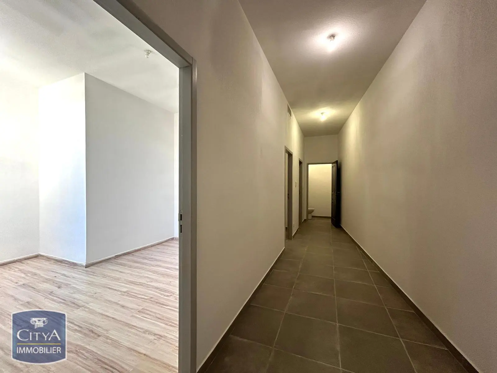 Photo 9 Appartement 2 pièces 99m²