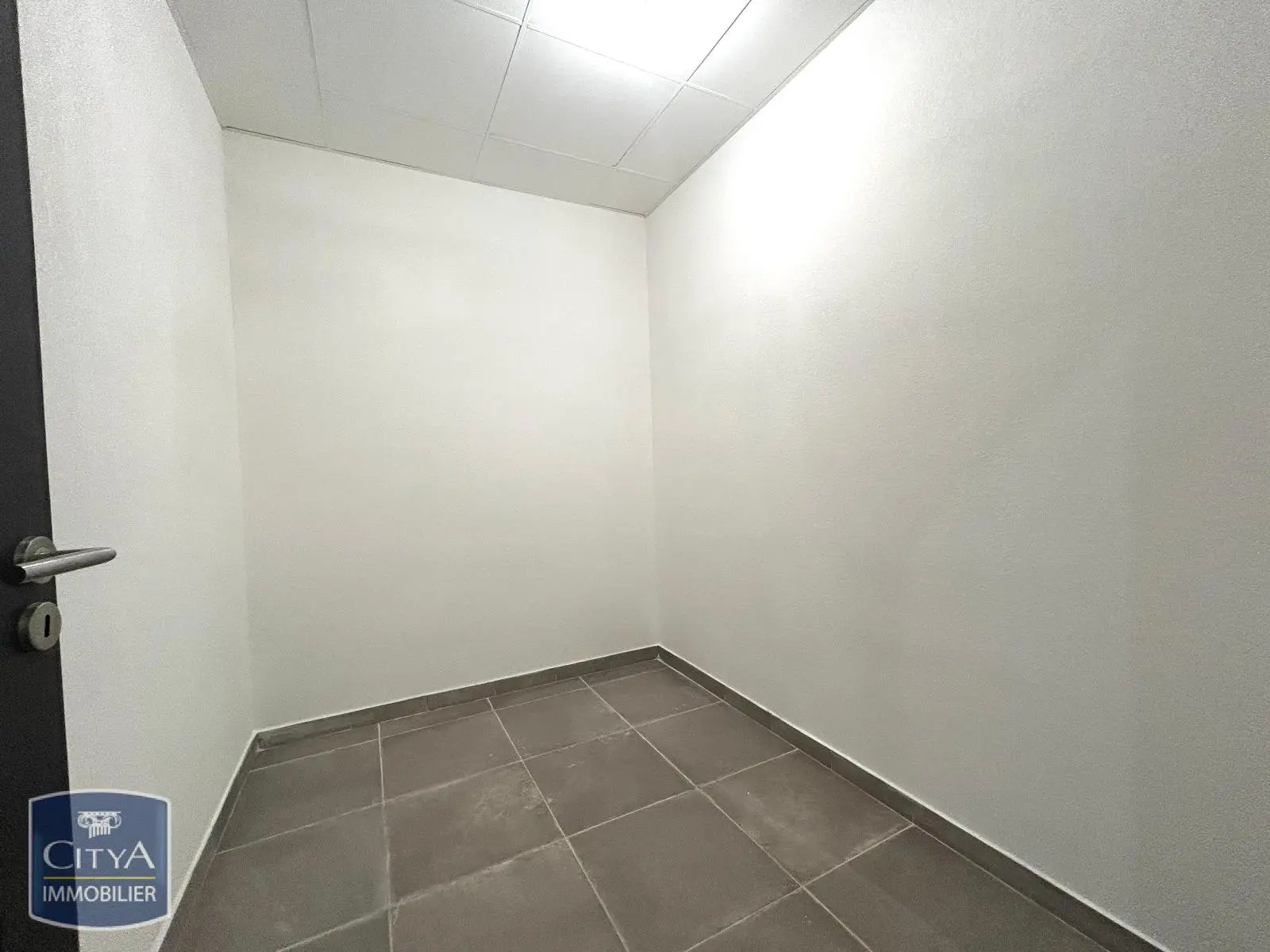 Photo 12 Appartement 2 pièces 99m²