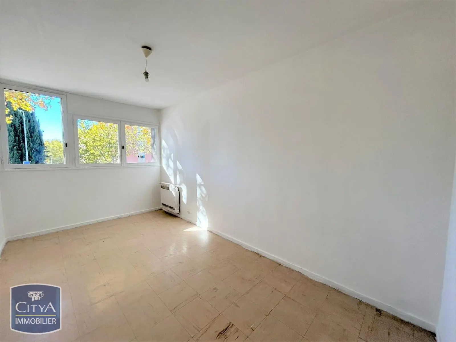 Photo 5 appartement Salon-de-Provence