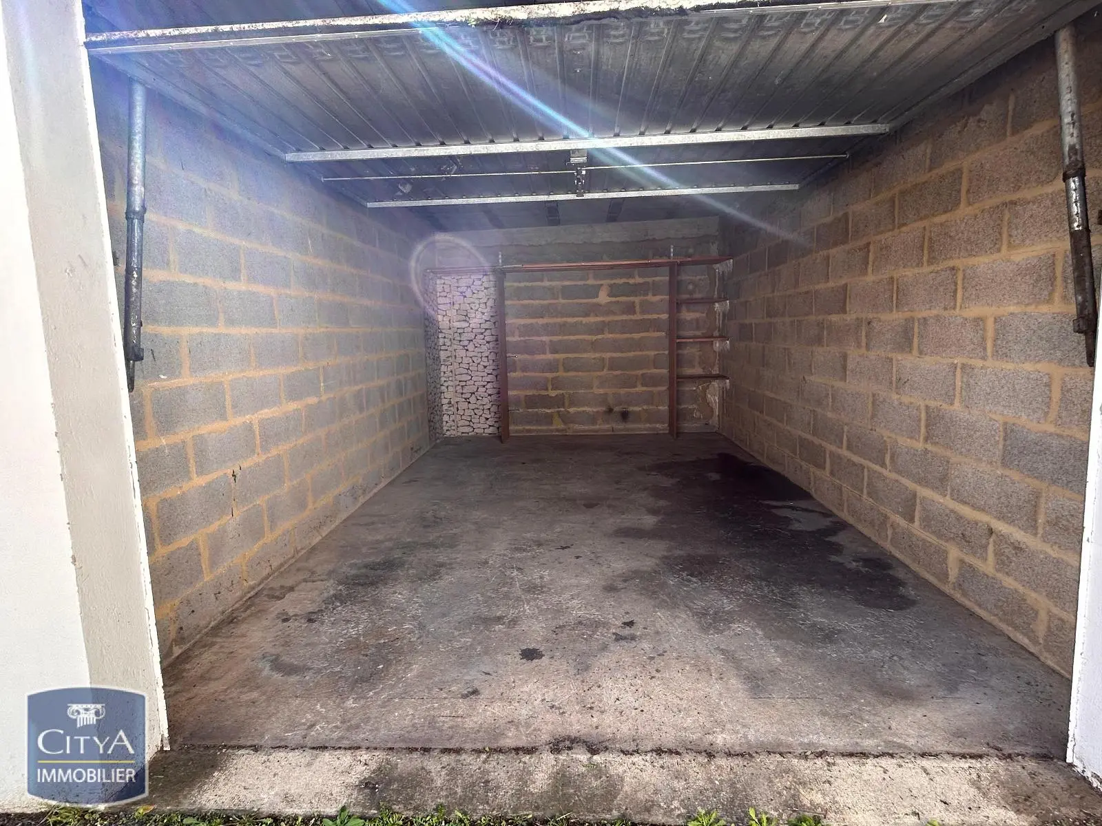 Photo 2 Parking 15.5m²