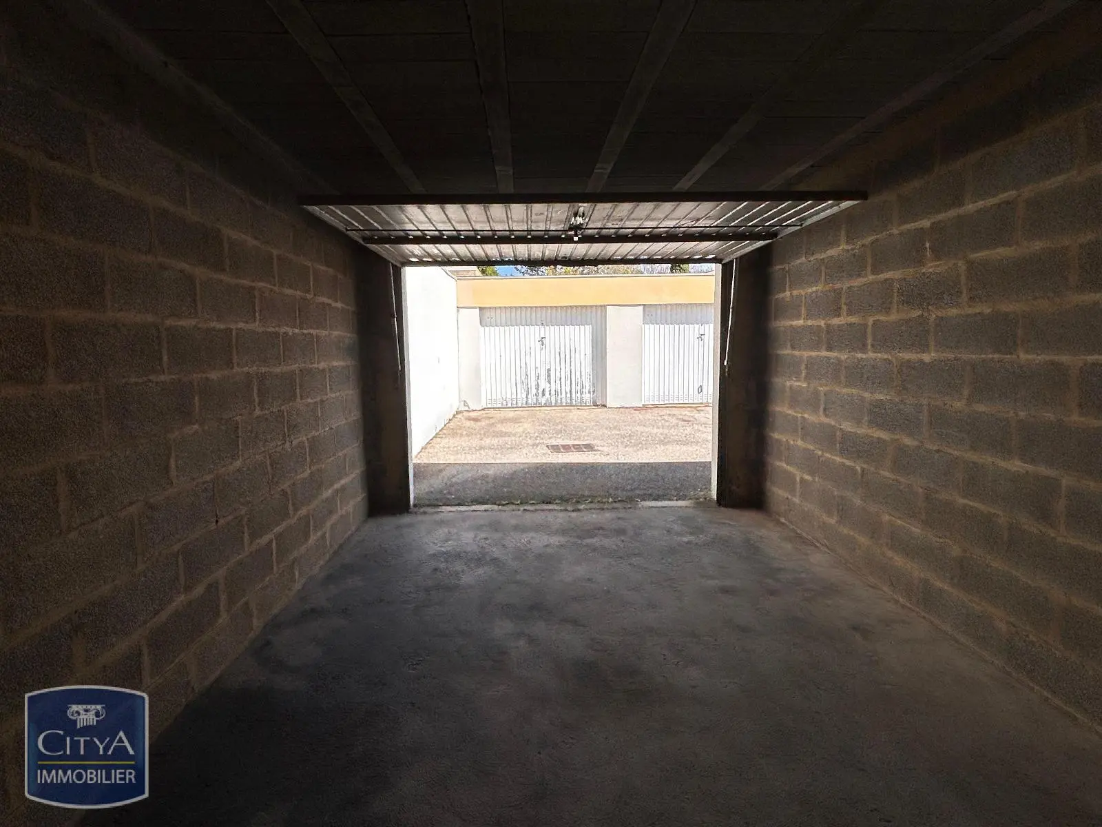 Photo 3 Parking 15.5m²