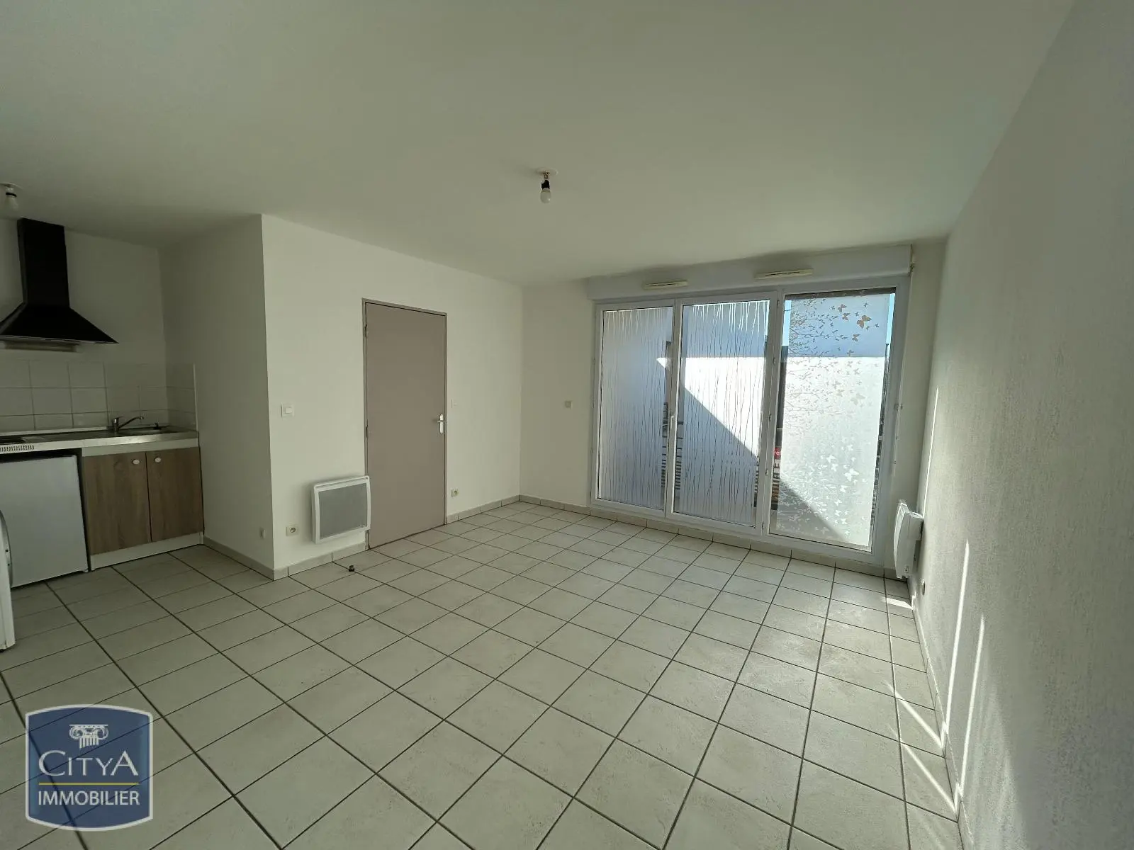 Photo 1 Appartement 1 pièce 27m²