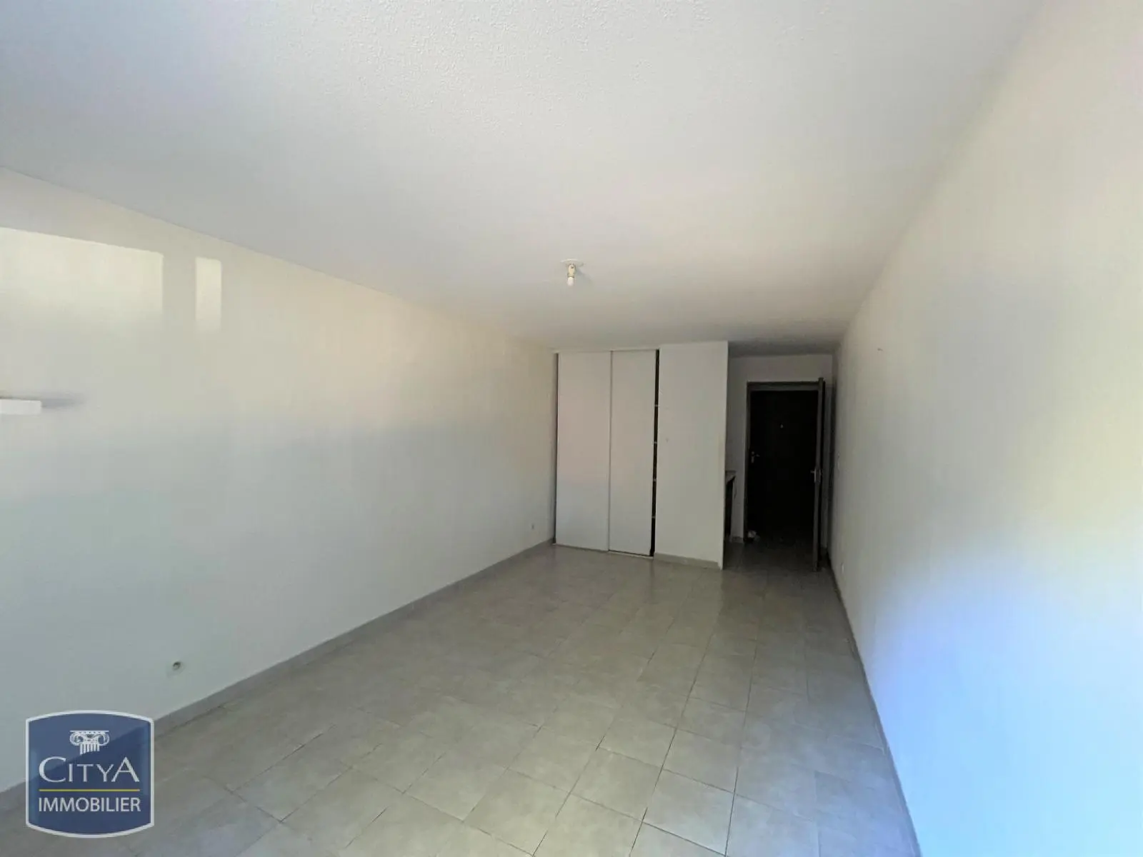 Photo 1 Appartement 1 pièce 25.22m²