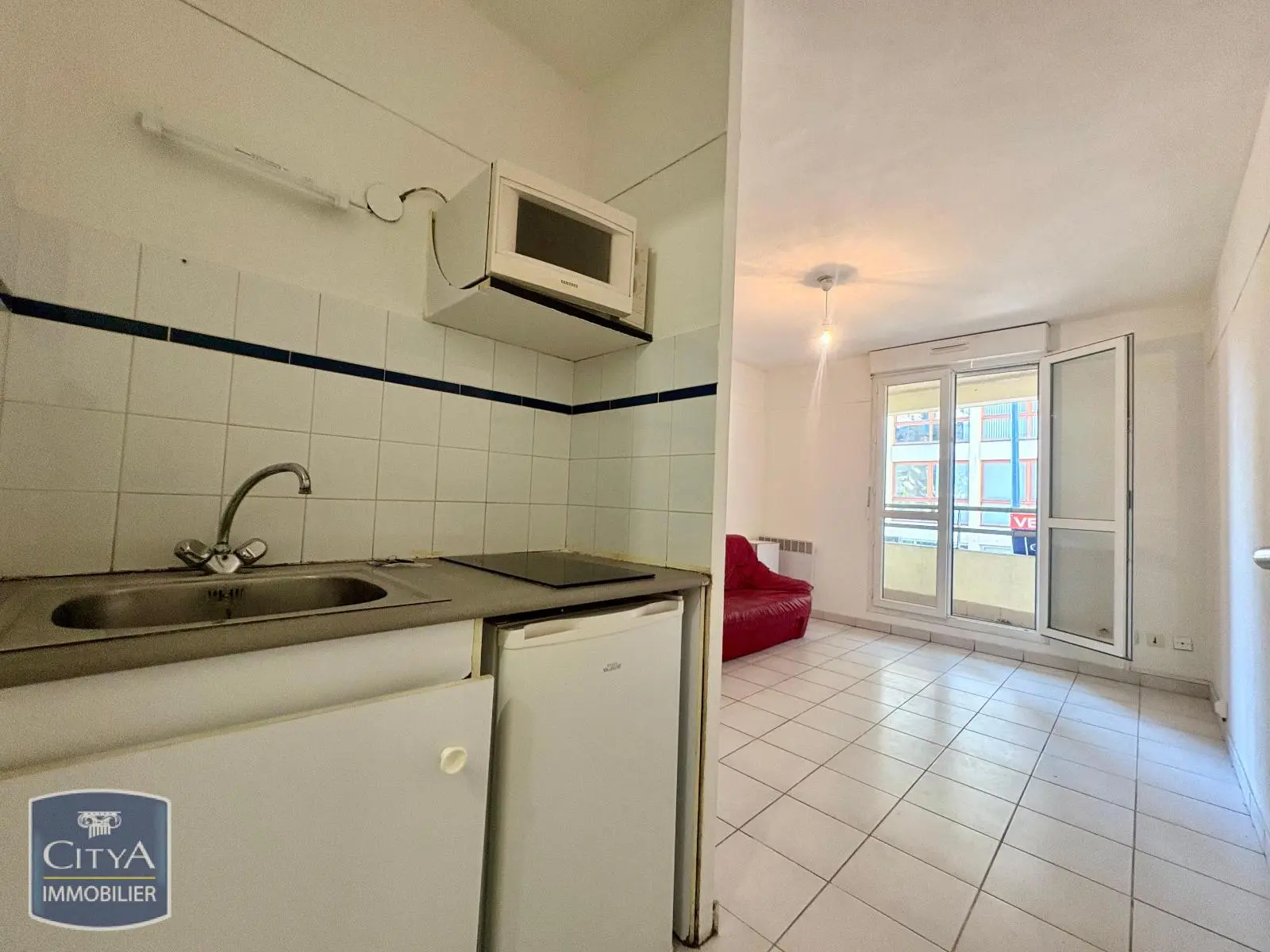Photo 2 Appartement 1 pièce 20.19m²