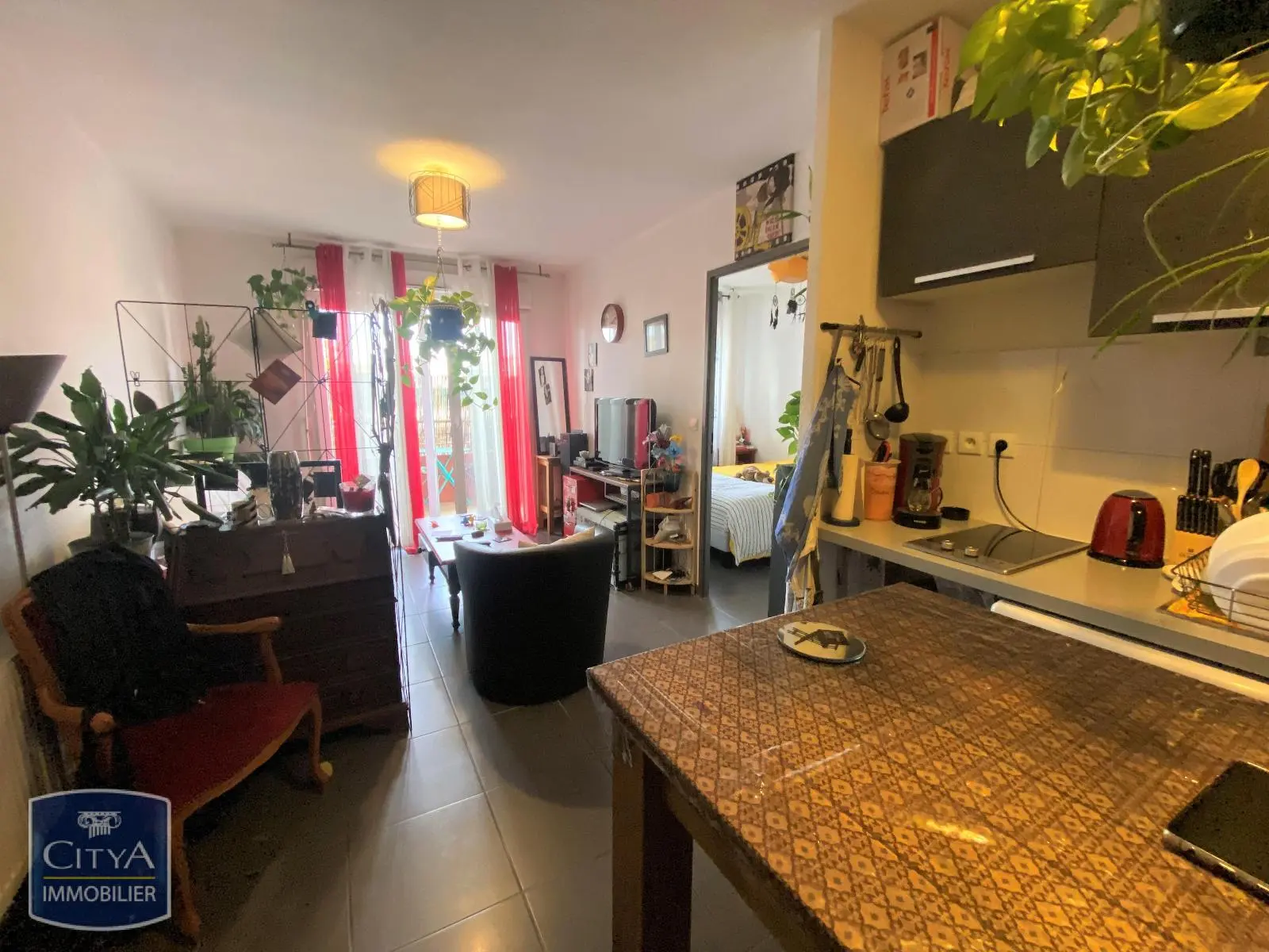 Photo 1 Appartement 1 pièce 31m²