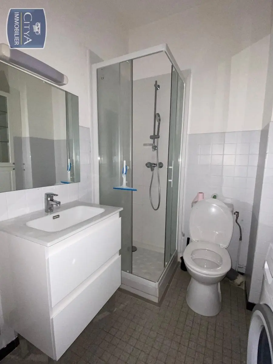 Photo 3 Appartement 1 pièce 25.76m²