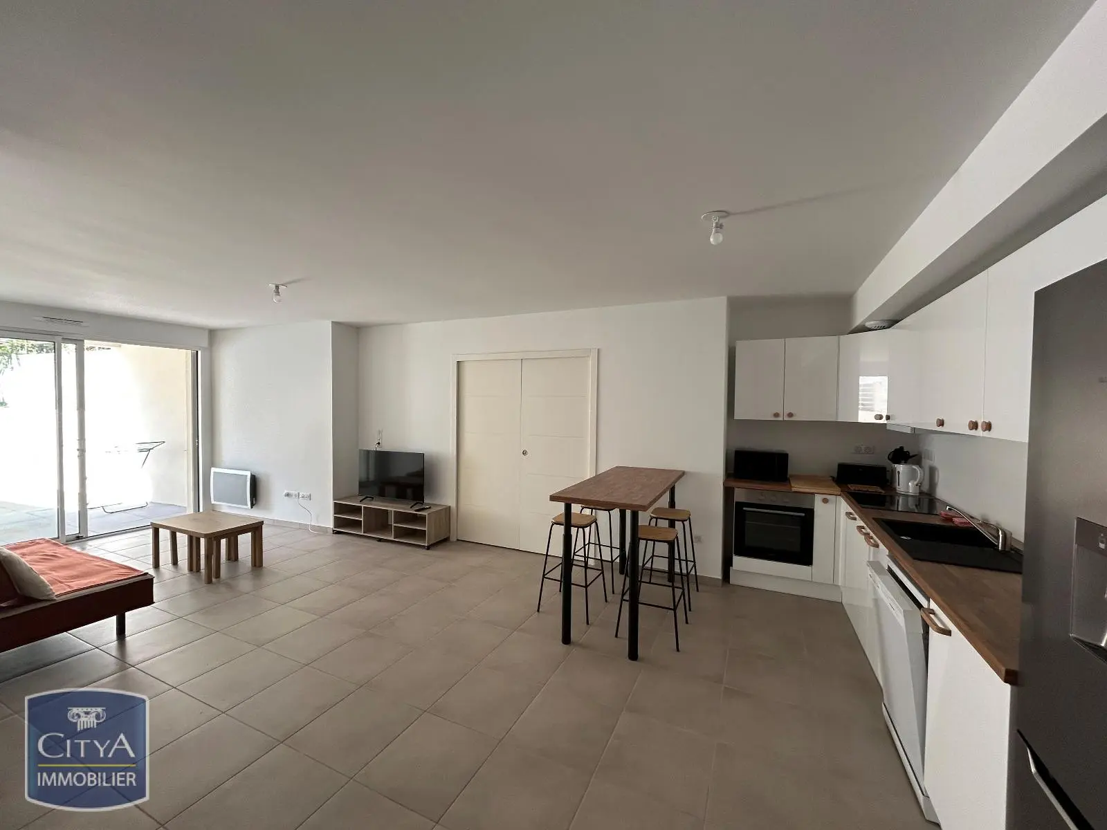 Photo 1 Appartement 1 pièce 55.3m²