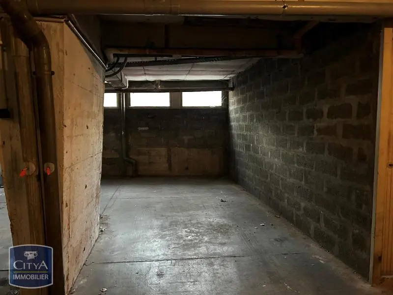 Photo 1 Parking 15m²