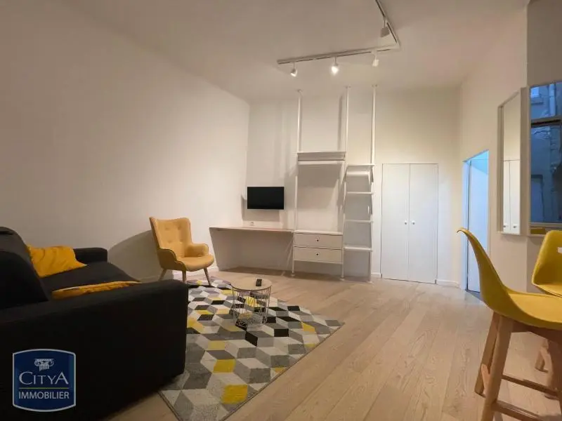 Photo 1 Appartement 1 pièce 25m²