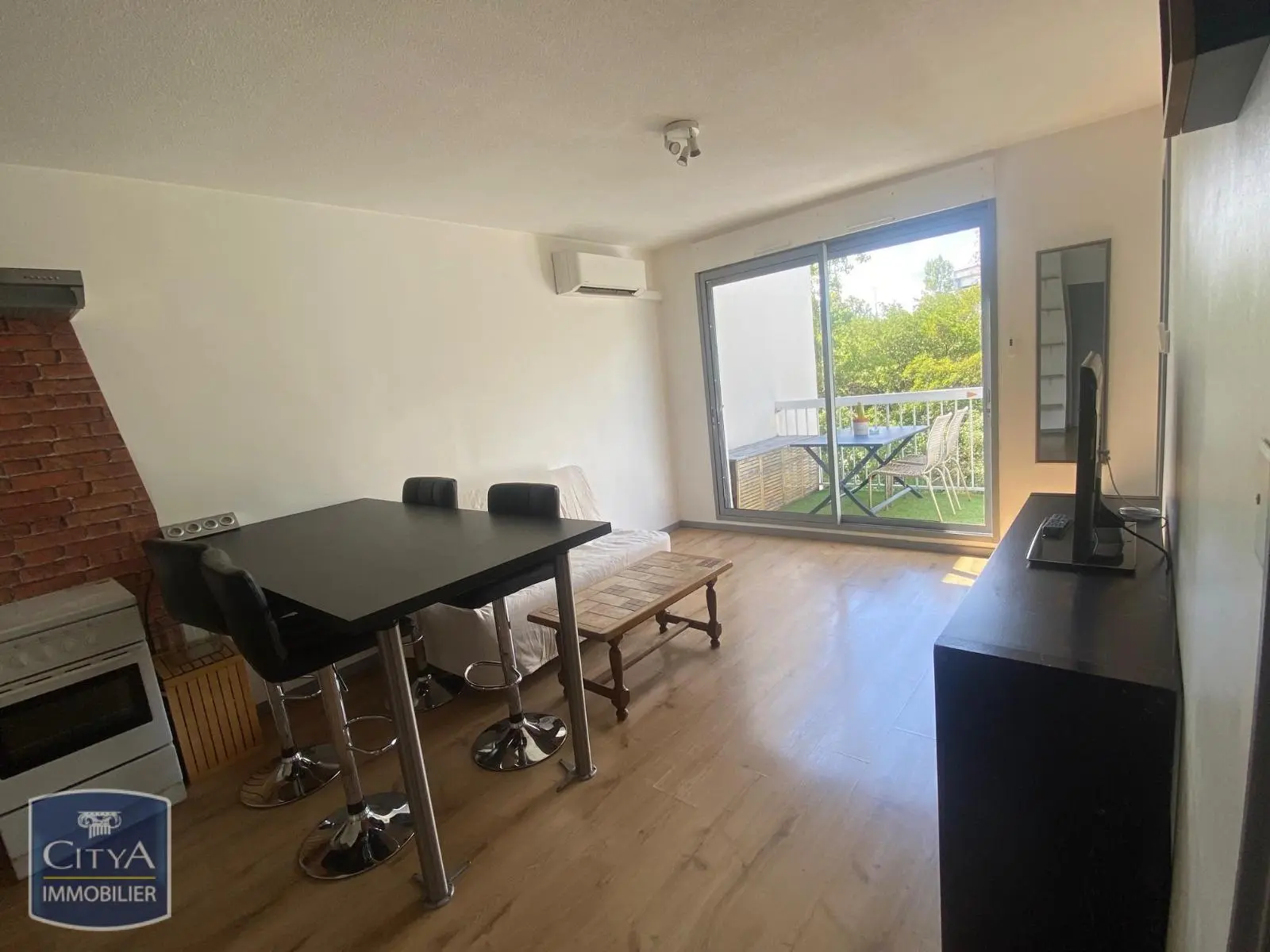 LOCATION 2 PIECES MEUBLES HOPITAUX FACULTES