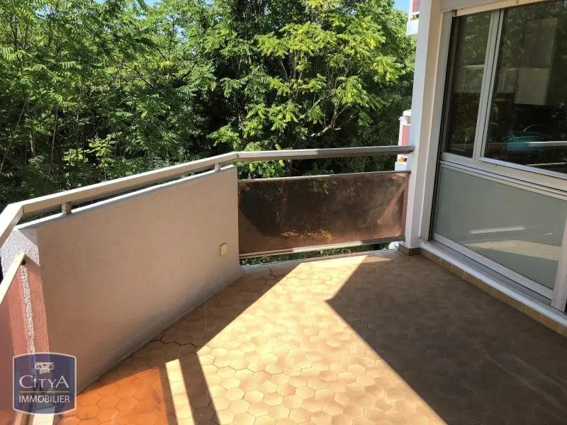 Photo 2 Appartement 1 pièce 32m²