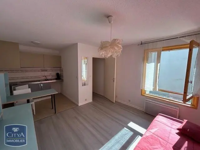 Photo 2 Appartement 1 pièce 26.85m²