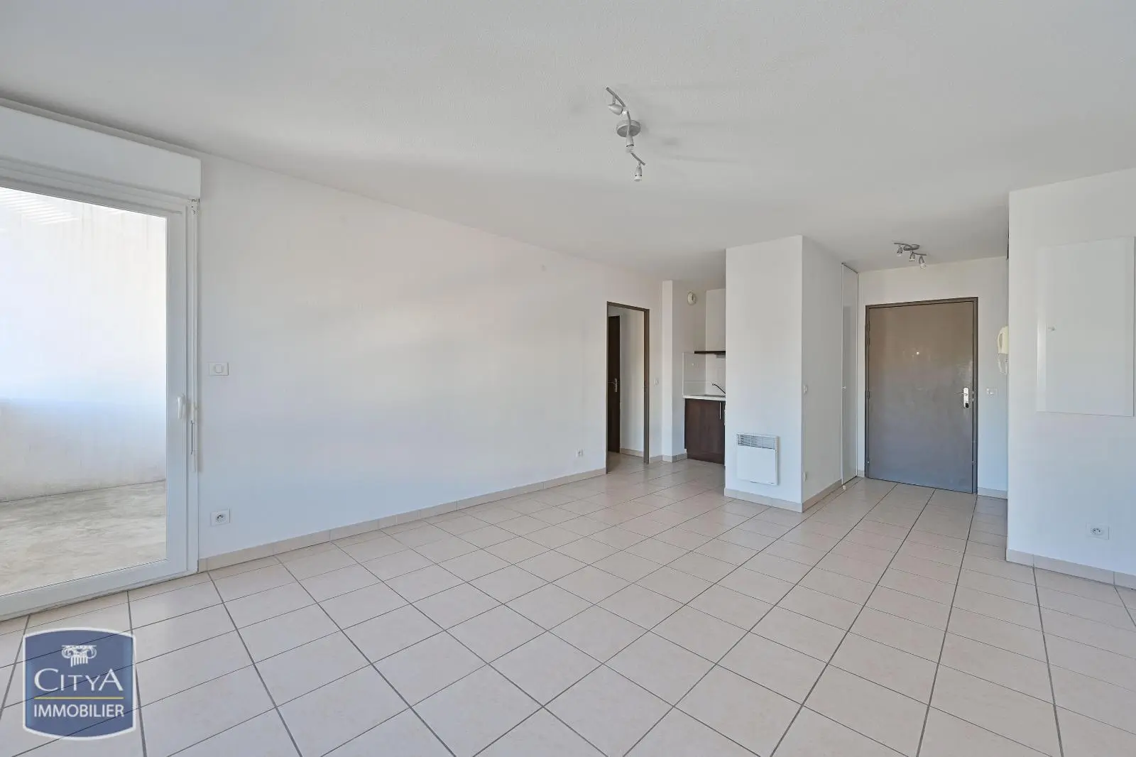 Photo 1 Appartement 2 pièces 45.72m²