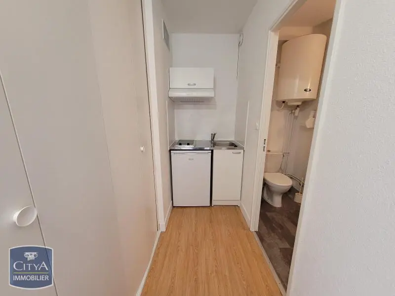 Photo 6 Appartement 1 pièce 23.69m²