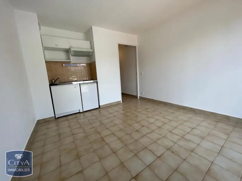 Photo 3 Appartement 1 pièce 17.44m²