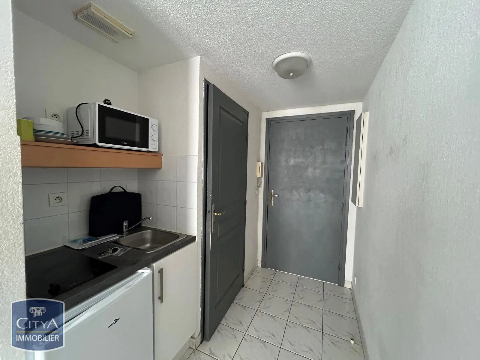 Photo 3 Appartement 1 pièce 18.6m²