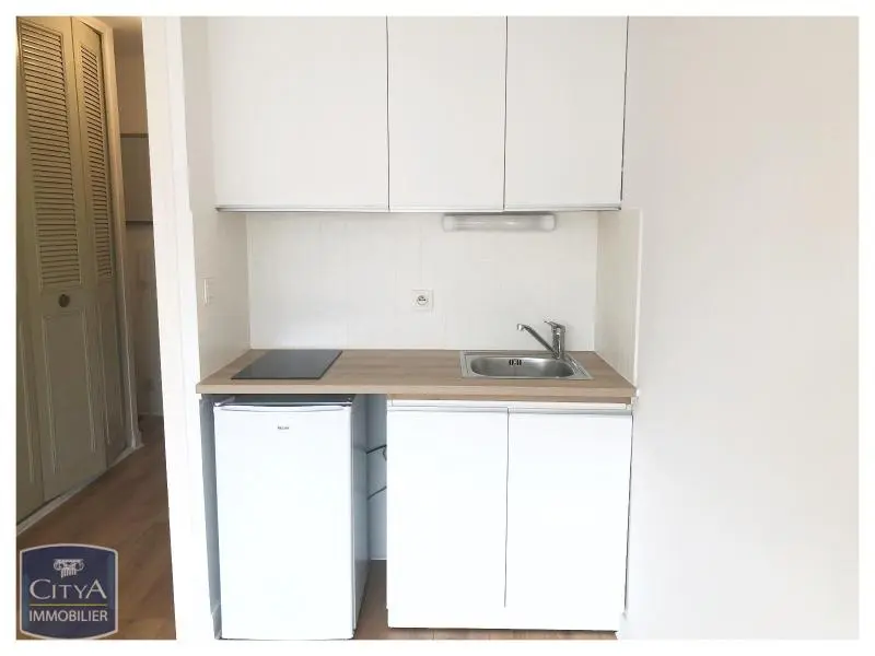 Photo 4 Appartement 1 pièce 23.81m²