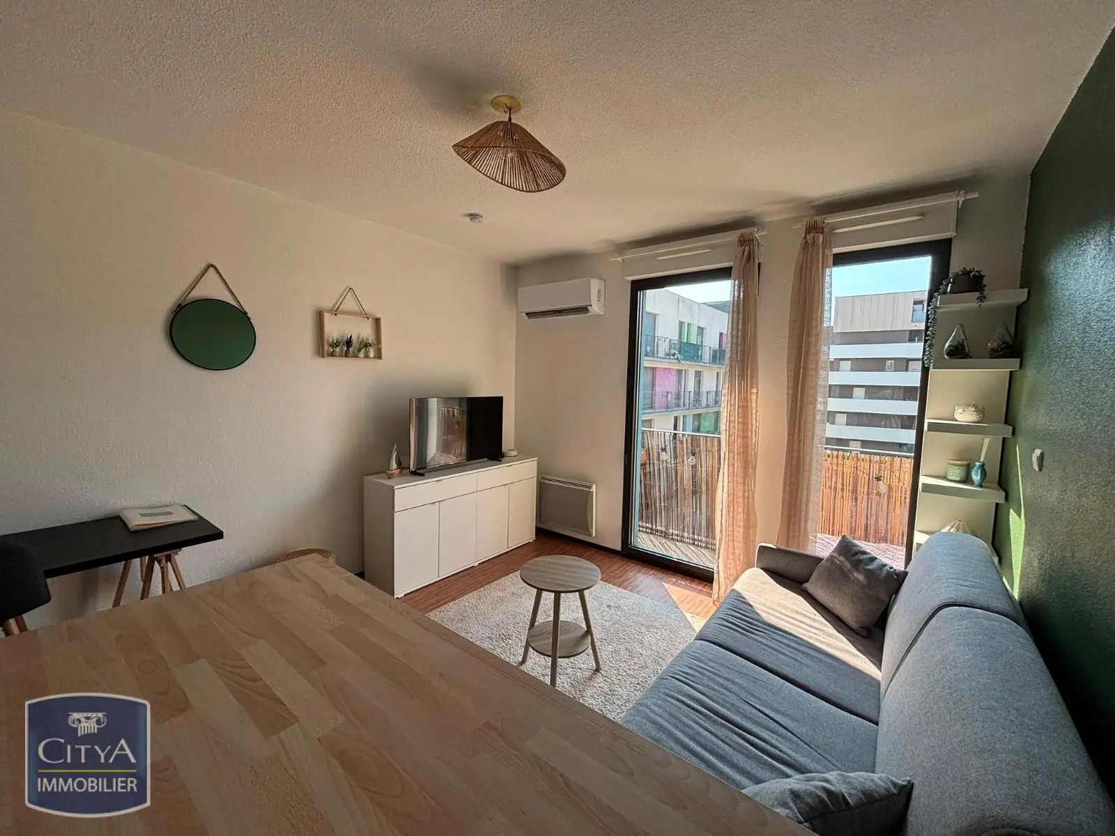 Photo 1 Appartement 1 pièce 23.42m²