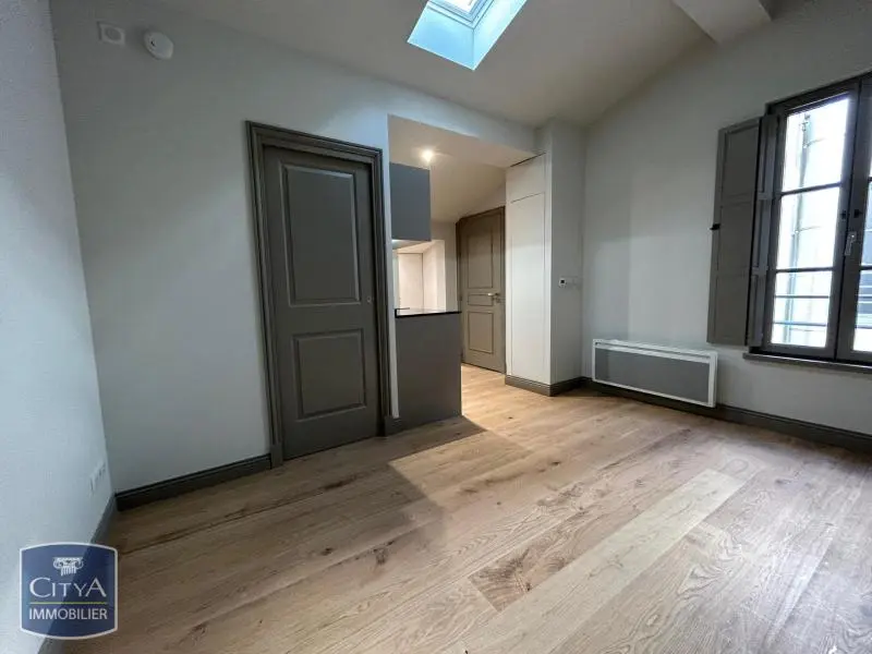 Photo 3 Appartement 1 pièce 21.89m²