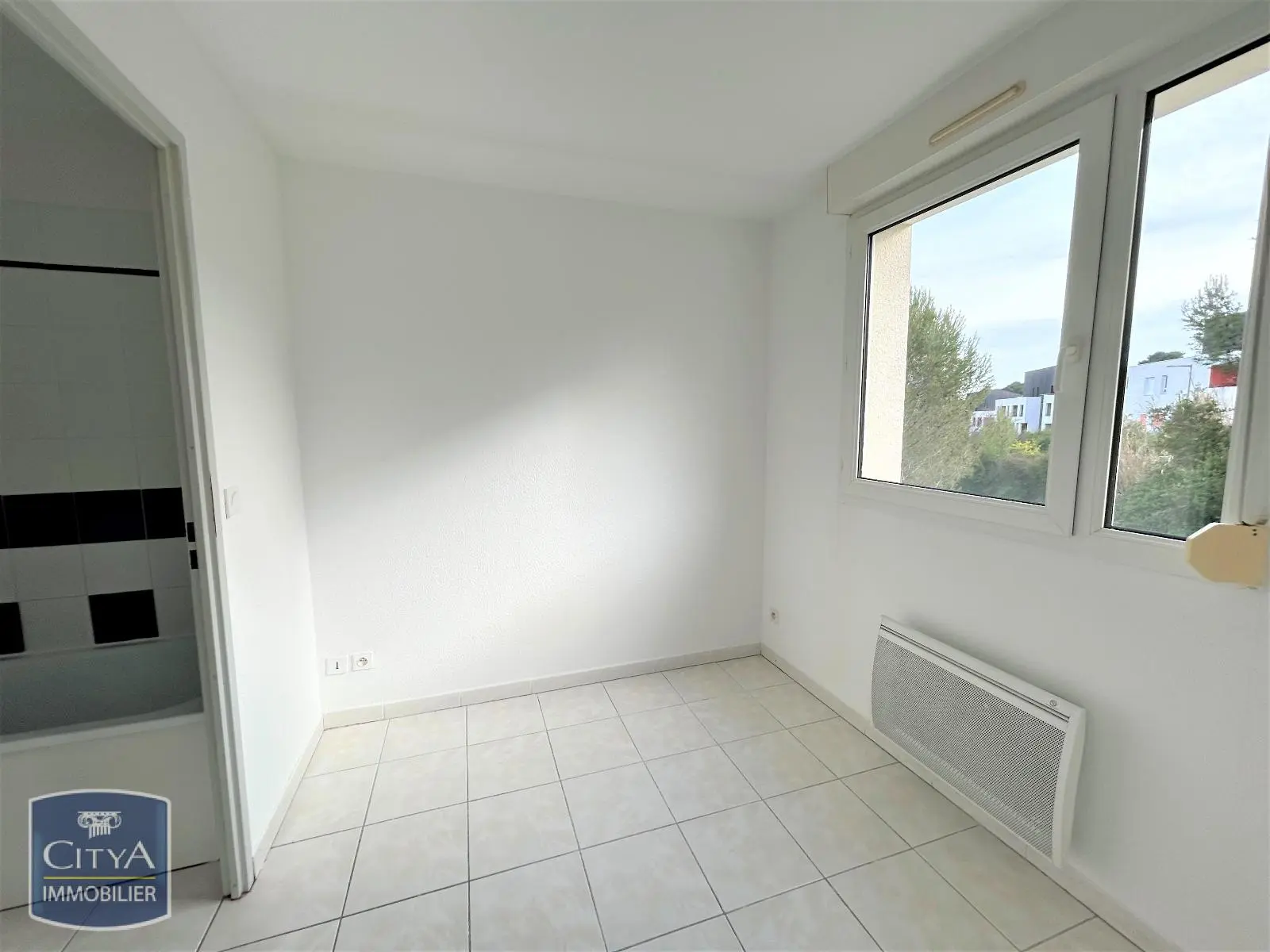 A LOUER 2 PIECES GRABEL