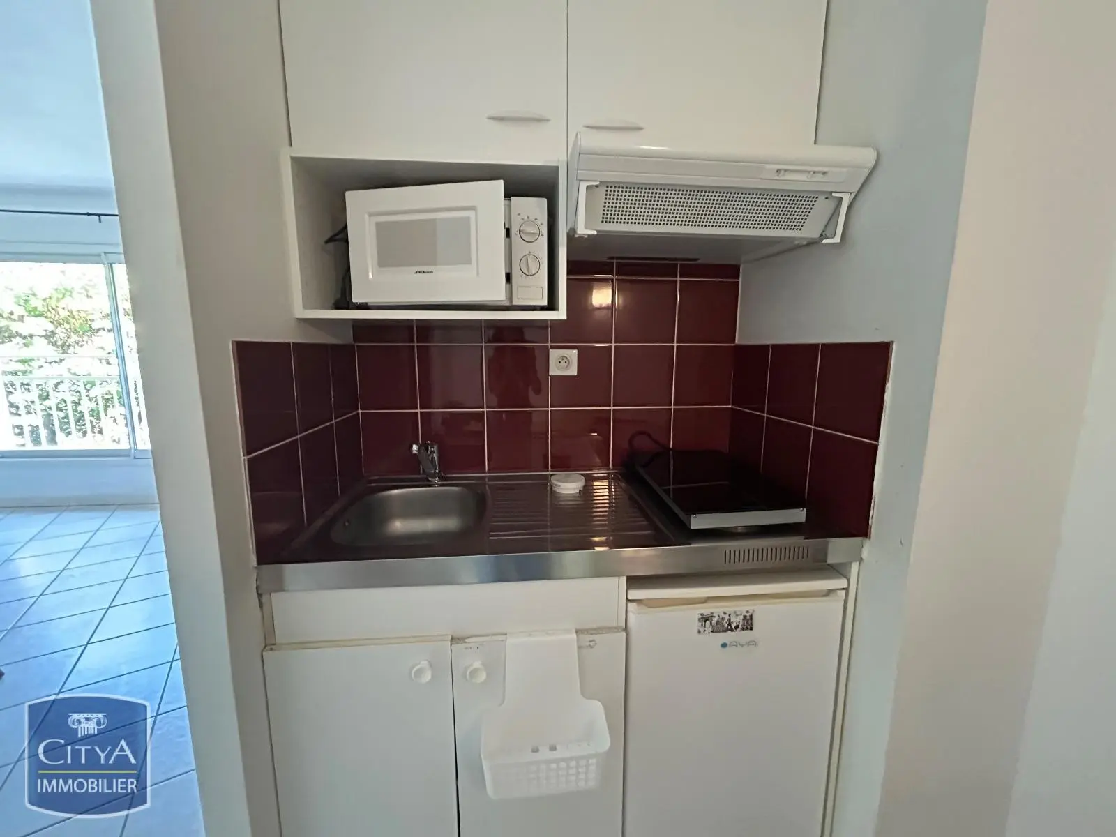 Photo 2 Appartement 1 pièce 28m²