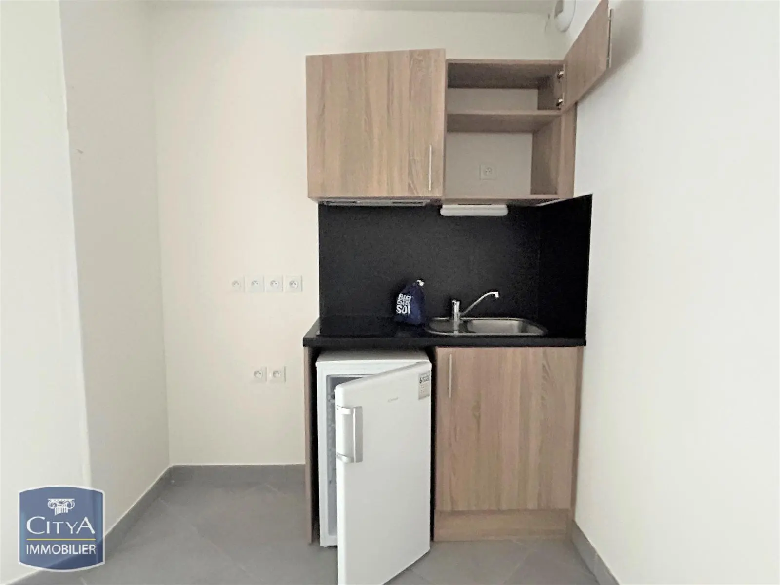 Photo 3 Appartement 1 pièce 27.95m²