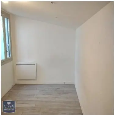 Photo 2 Appartement 1 pièce 29.41m²