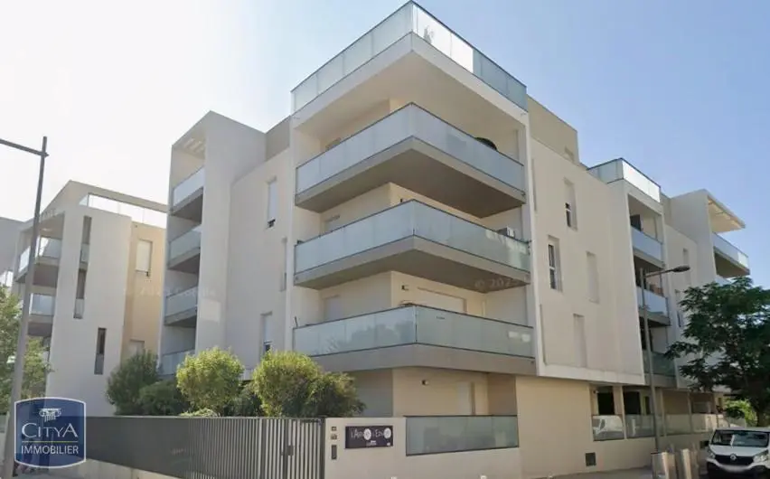 Photo 1 Appartement 1 pièce 32.2m²