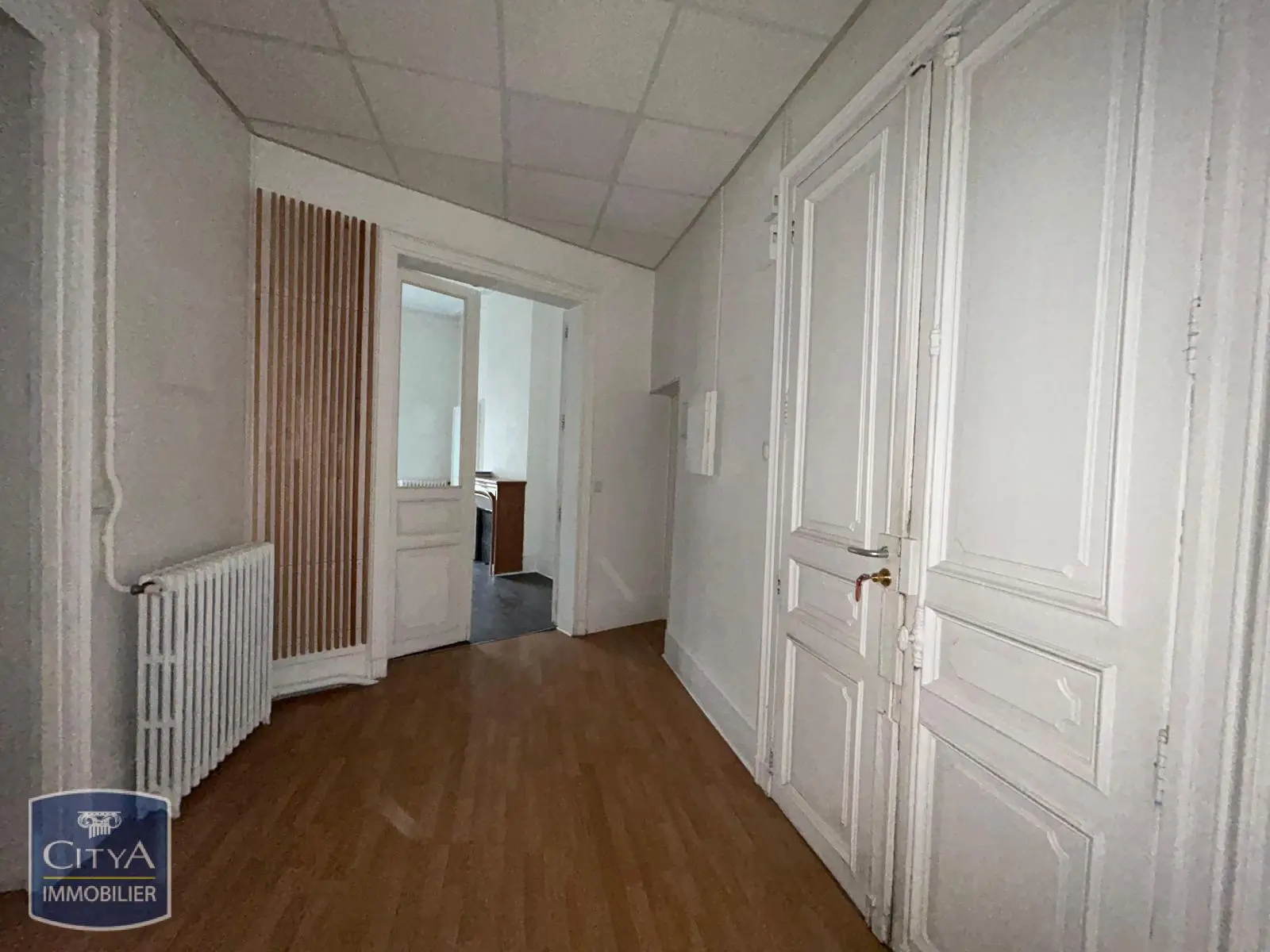 Photo 8 Local Professionnel 6 pièces 193m²