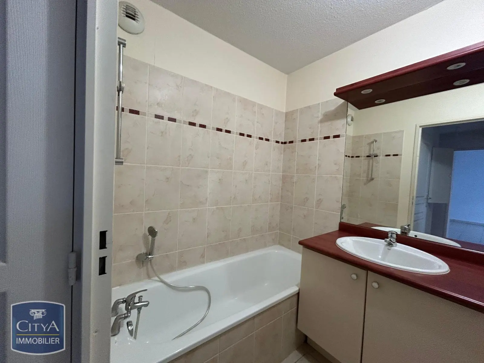 Photo 3 Appartement 2 pièces 49.74m²