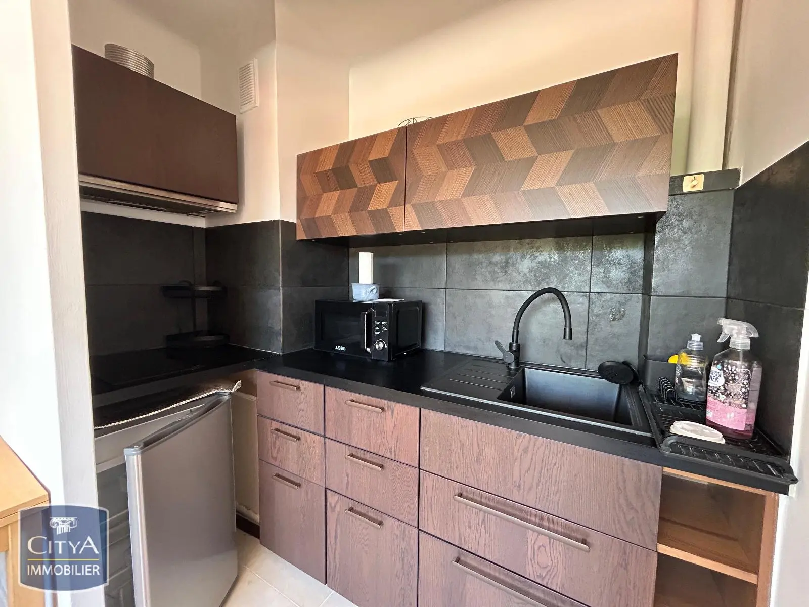 Photo 2 Appartement 1 pièce 22.55m²