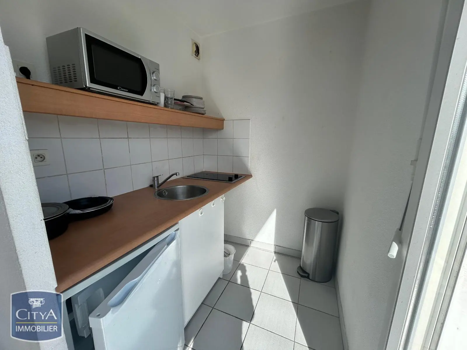 Photo 3 Appartement 1 pièce 22.69m²