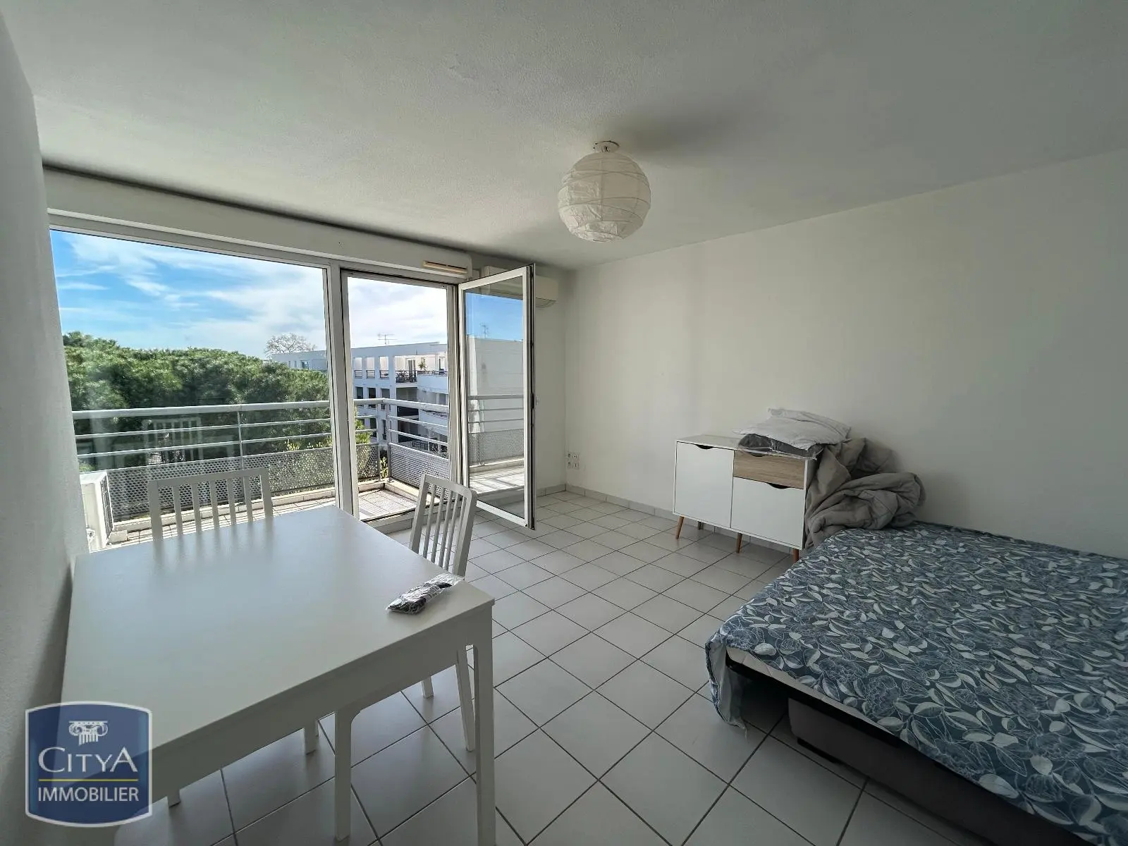 Photo 1 Appartement 1 pièce 22.69m²