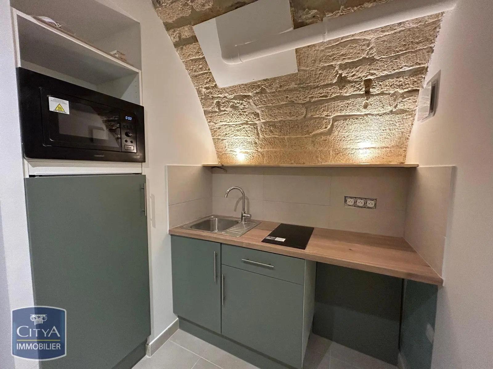 Photo 2 Appartement 1 pièce 45.64m²