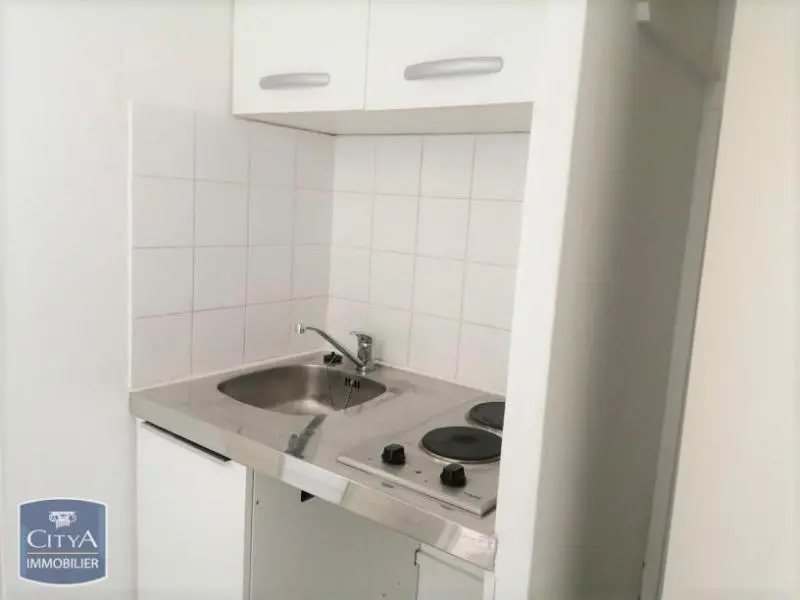 Photo 3 Appartement 1 pièce 17.99m²