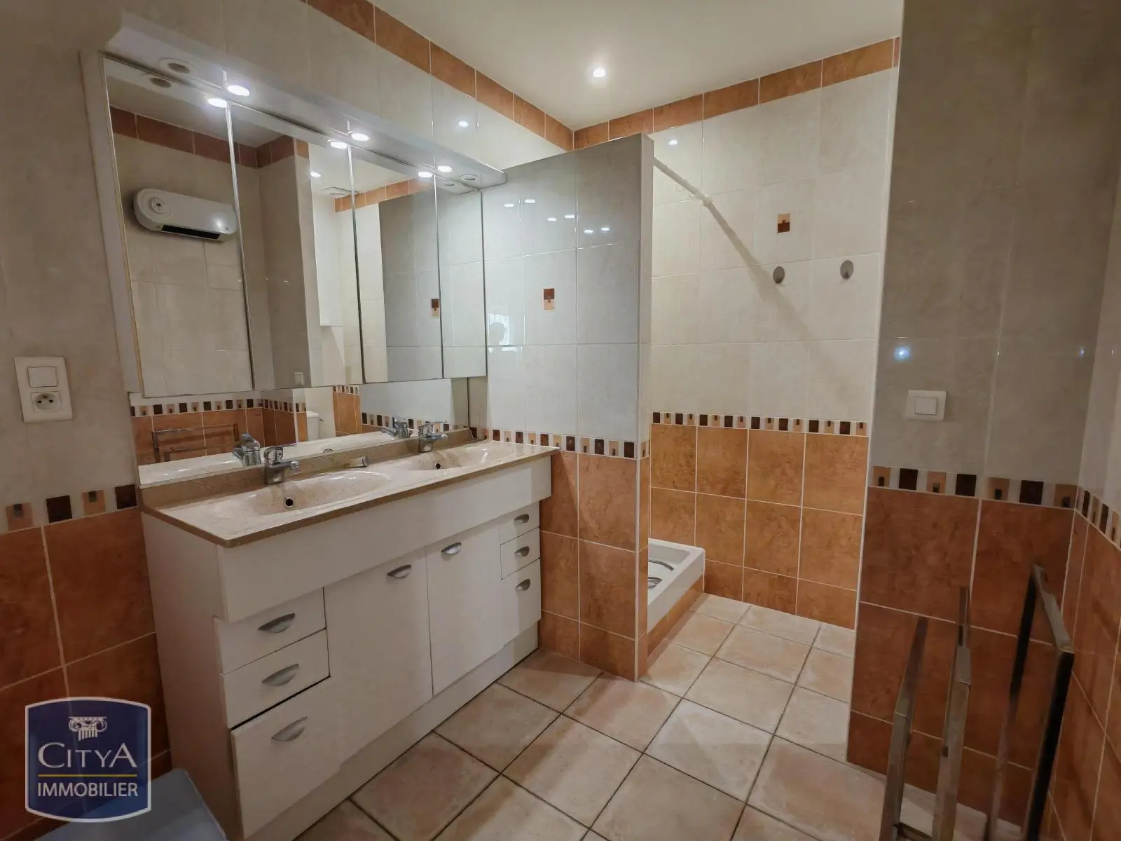 Photo 5 Appartement 2 pièces 56.84m²