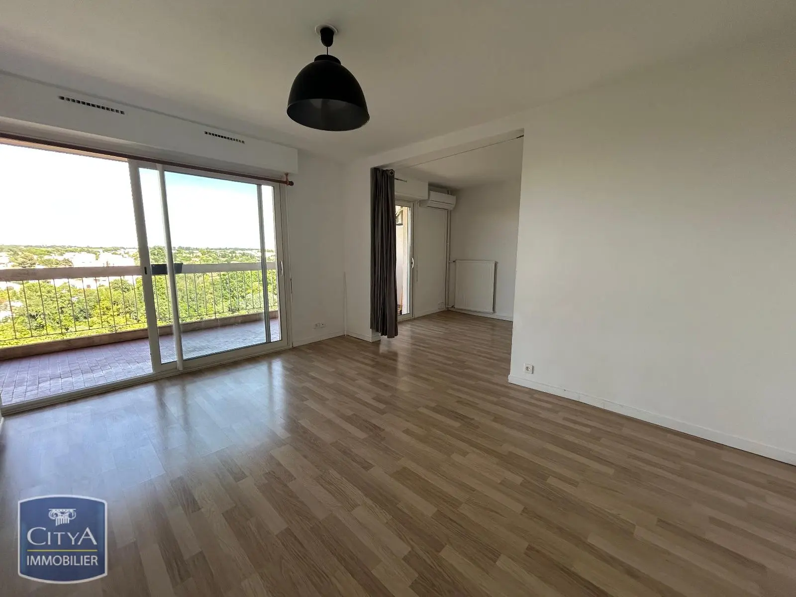 Photo 3 Appartement 3 pièces 76.48m²
