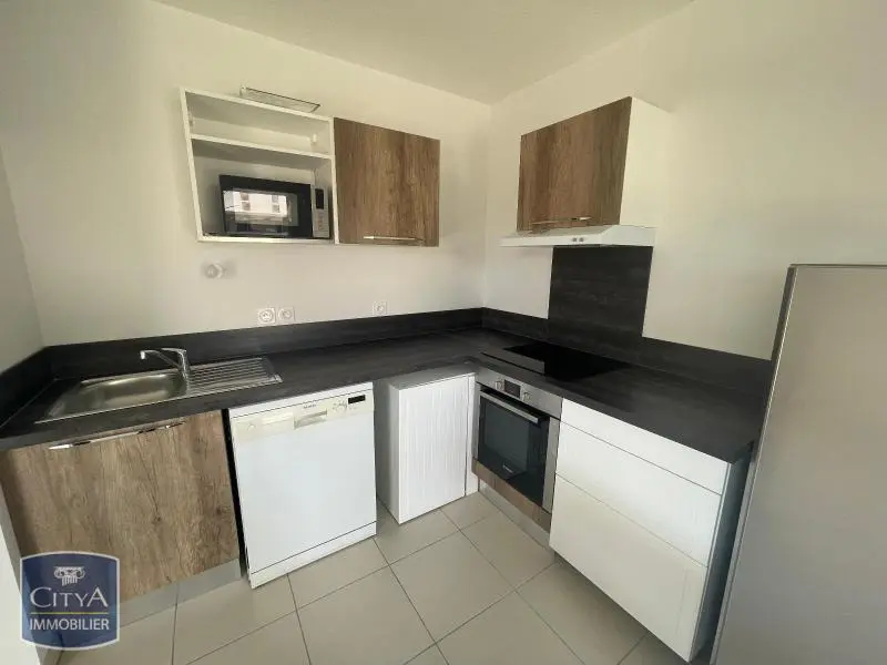 LOCATION APPARTEMENT 2 PIECES MONTPELLIER CELLENEUVE