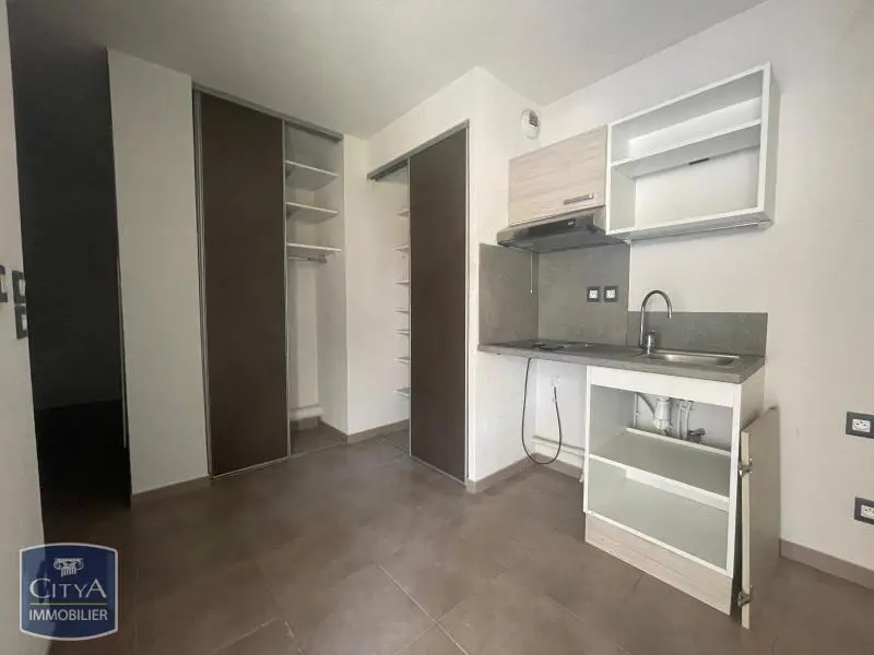 Photo 4 Appartement 1 pièce 27.5m²