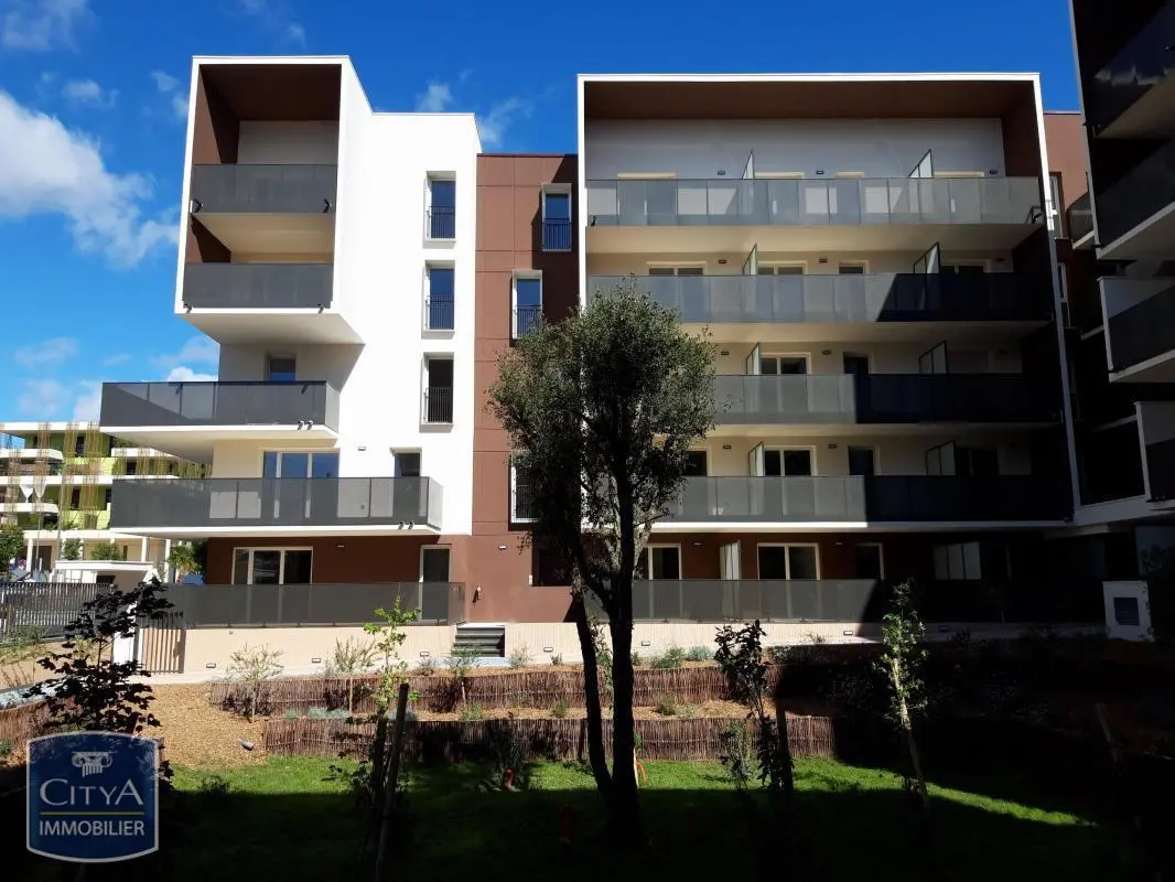 Photo 2 Appartement 1 pièce 26.9m²