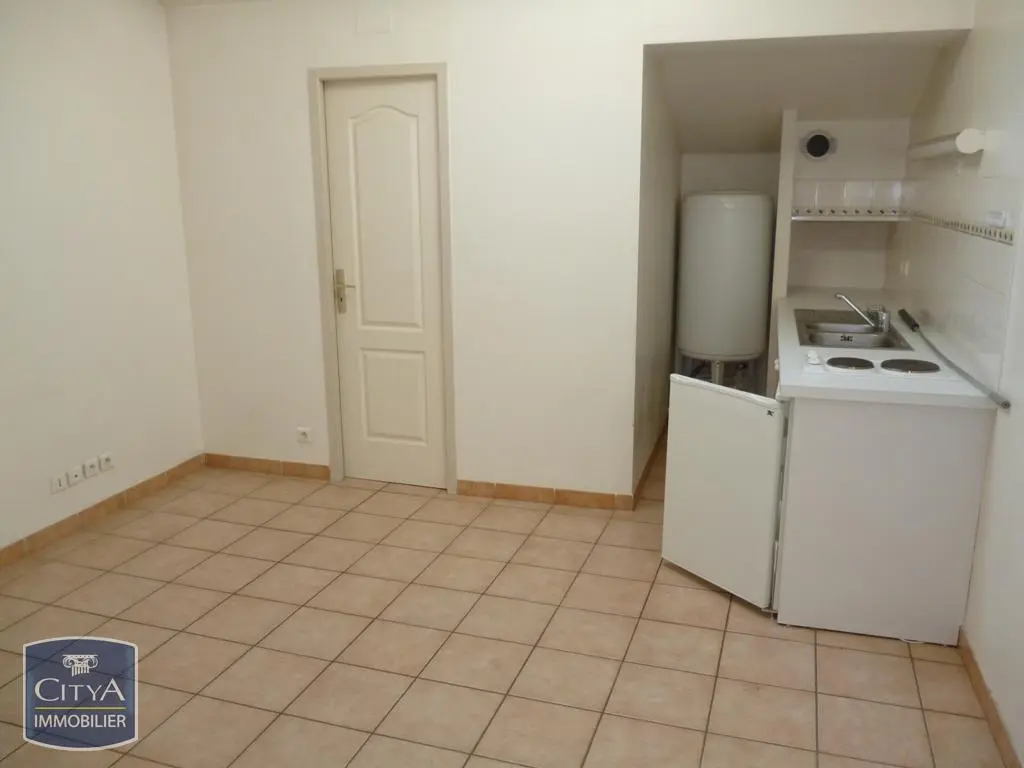 Photo 3 Appartement 1 pièce 22.74m²