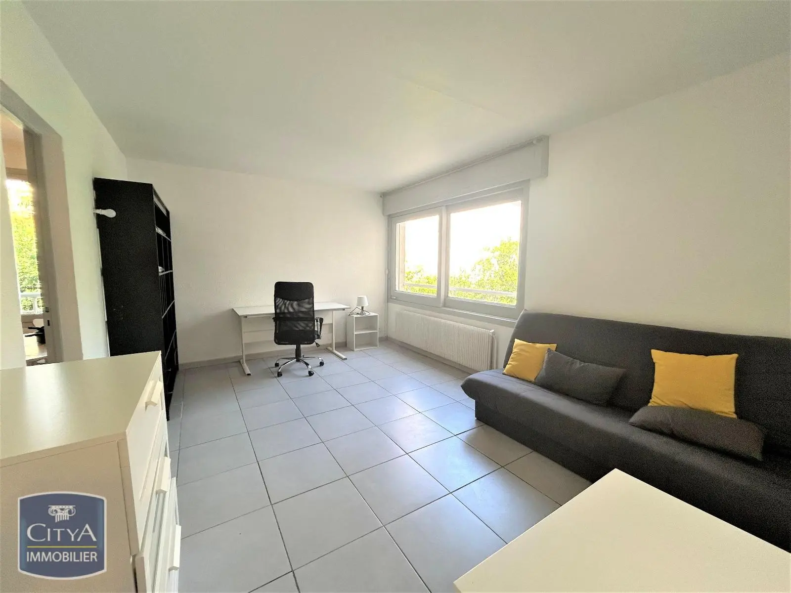 Photo 2 Appartement 1 pièce 32.64m²