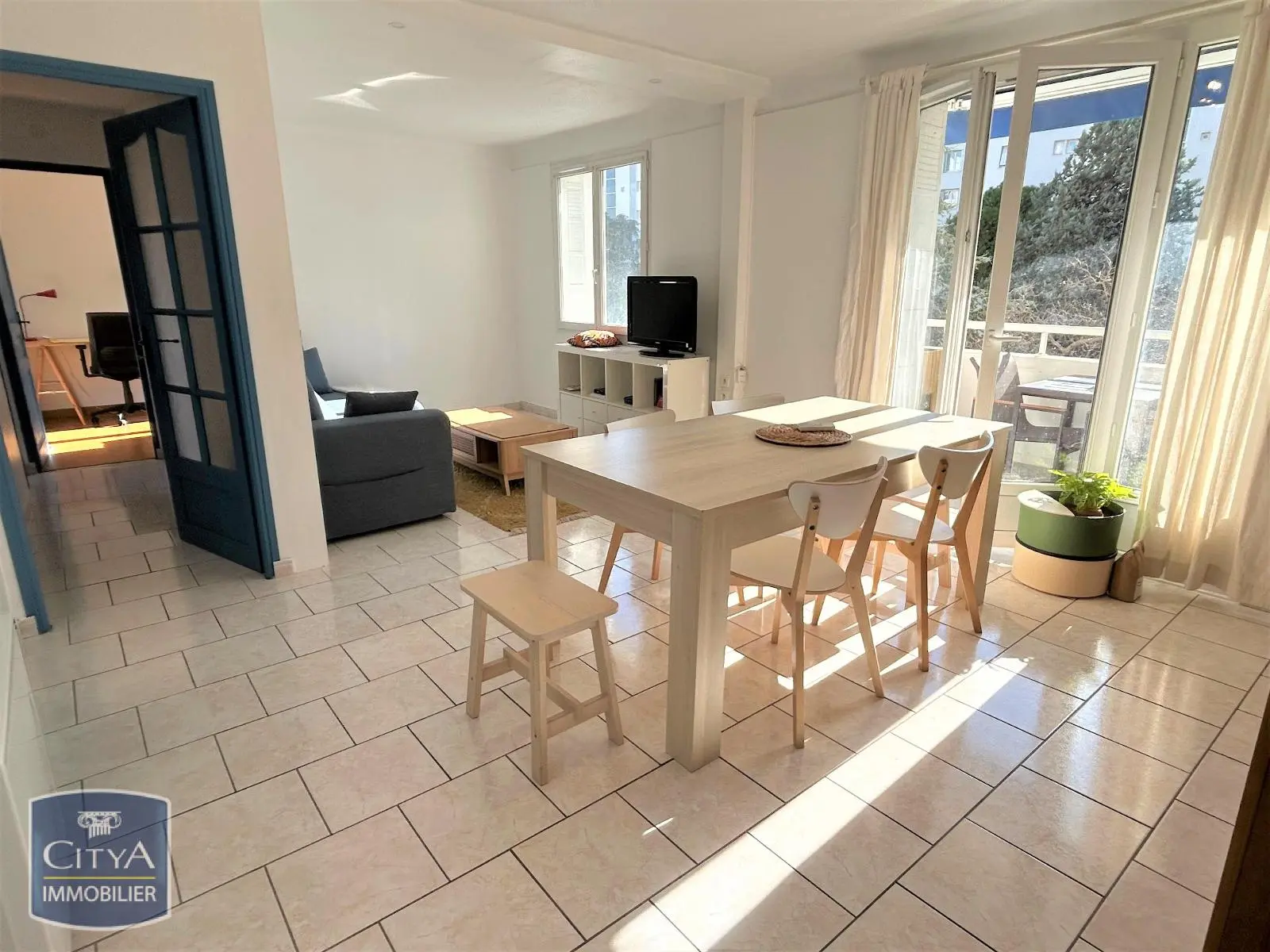 Photo 2 Appartement 4 pièces 72.02m²