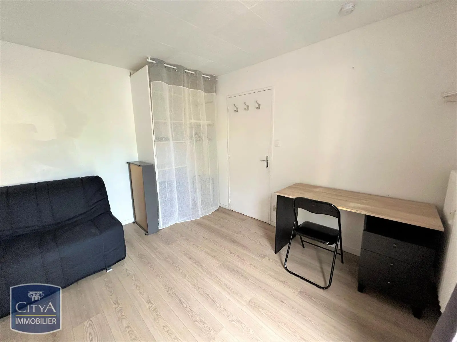 Photo 1 Appartement 1 pièce 17.69m²