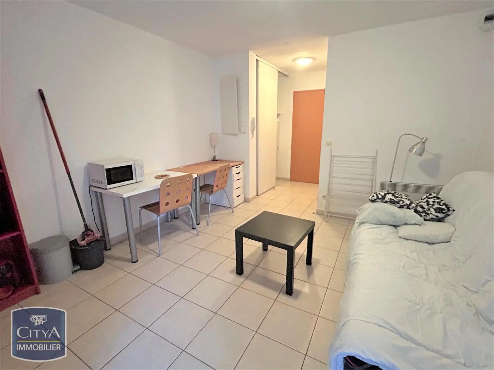 Photo 1 Appartement 1 pièce 20.75m²