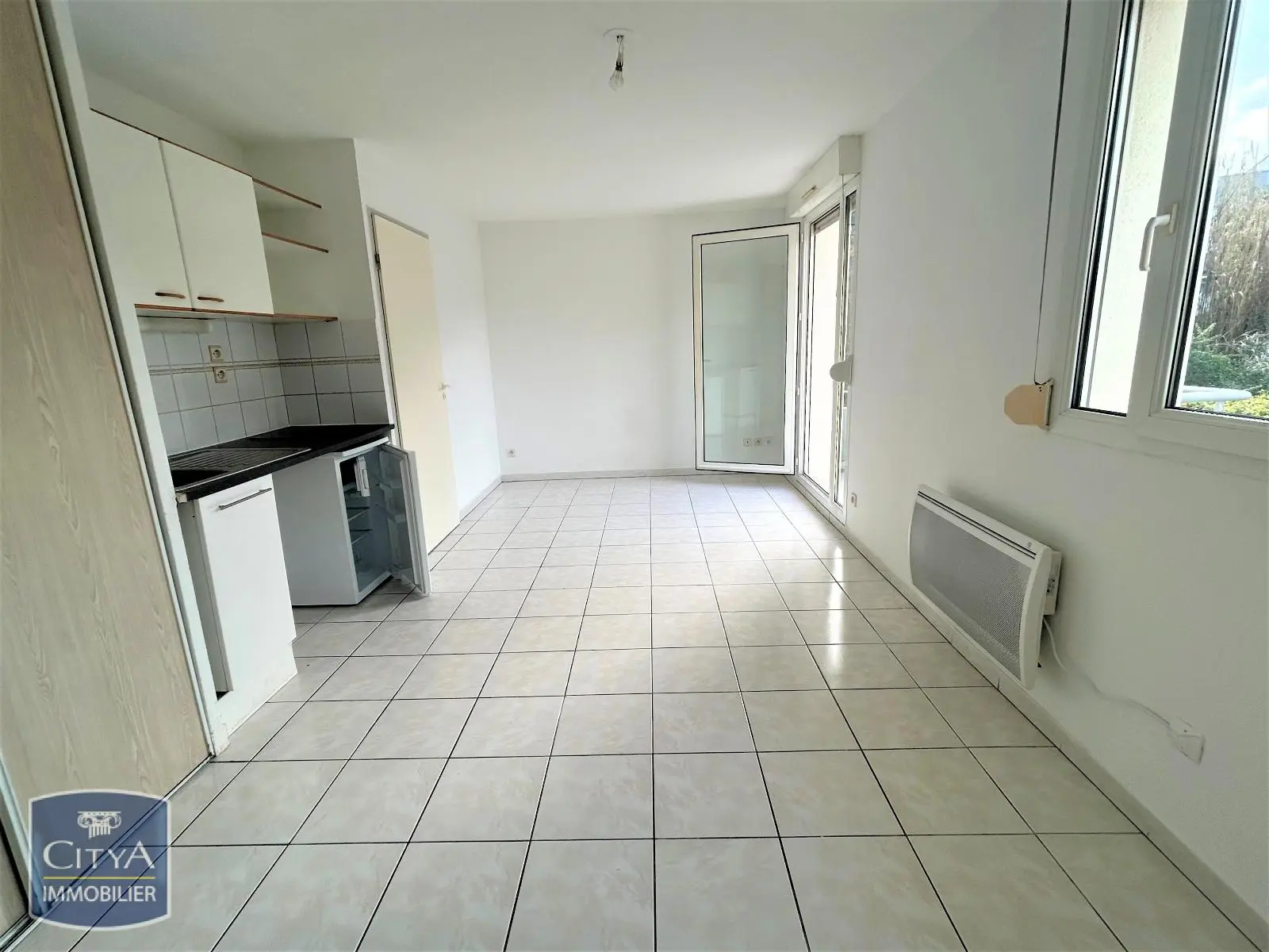 A LOUER 2 PIECES GRABEL