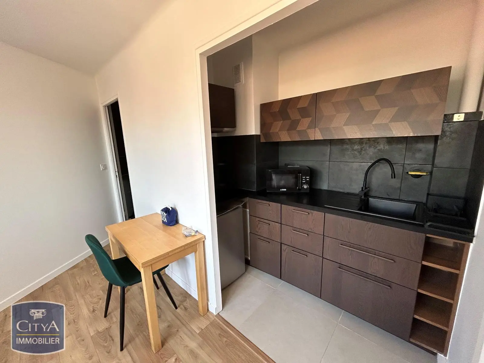 Photo 2 Appartement 1 pièce 22.55m²