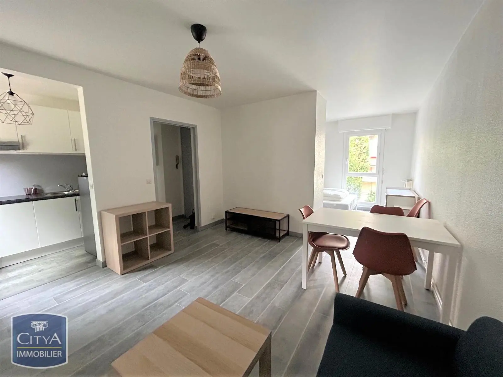Photo 1 Appartement 2 pièces 35.41m²