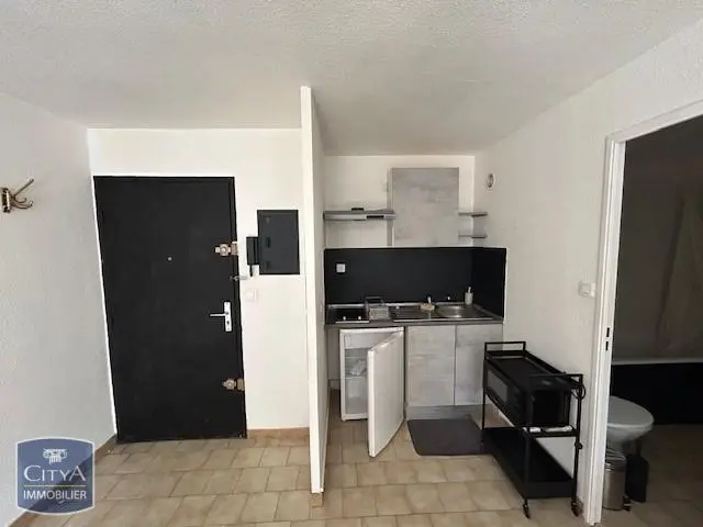 Photo 2 Appartement 1 pièce 31.71m²