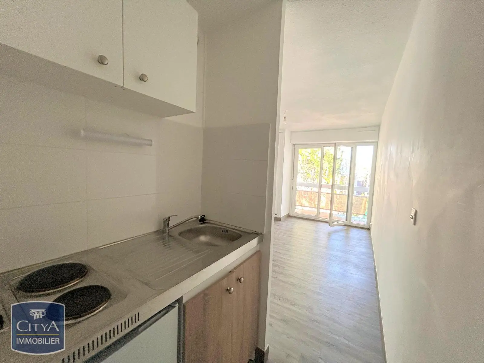 Photo 2 Appartement 1 pièce 22.13m²